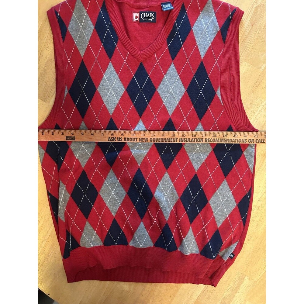 Chaps Mens XL Red Argyle Sweater Vest Cotton V Neck Preppy Golf Classic Dad Gift - Picture 13 of 13